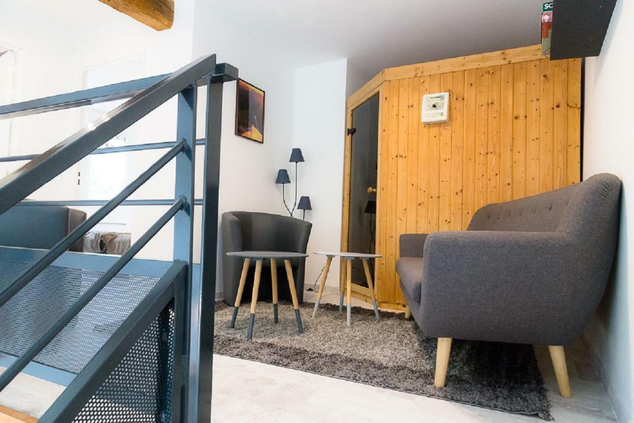 Gite Des Peupliers Girondelle Exteriör bild