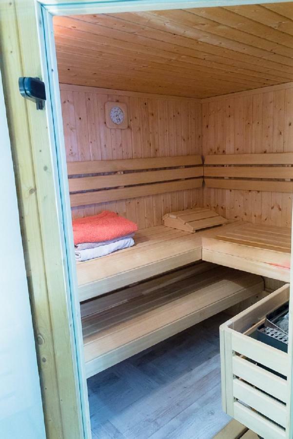 Gite Des Peupliers Girondelle Exteriör bild