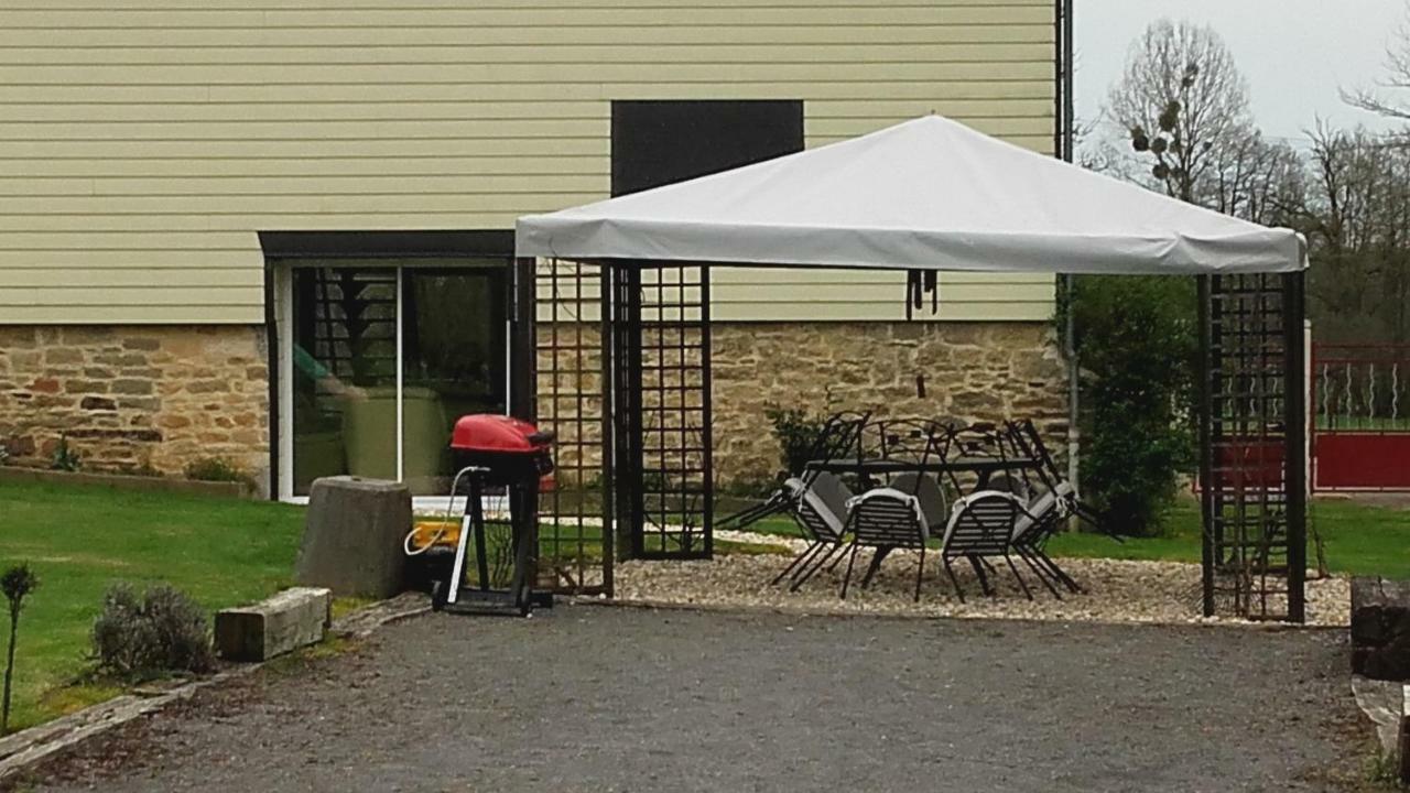 Gite Des Peupliers Girondelle Exteriör bild